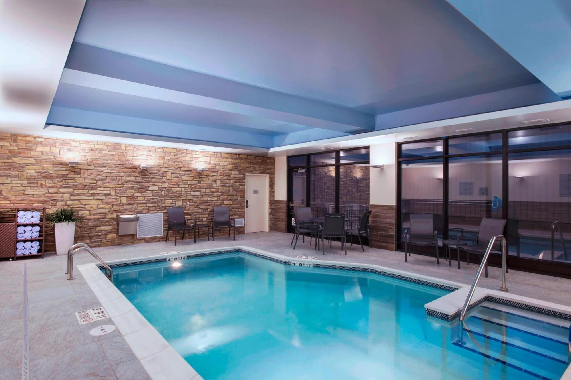 Fairfield Inn & Suites By Marriott La Crosse Downtown Zewnętrze zdjęcie
